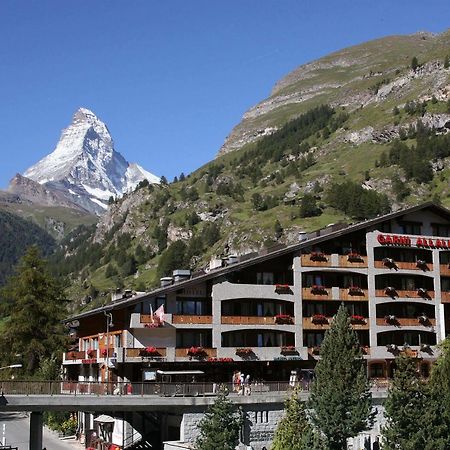 Swiss Alpine Hotel Allalin Zermatt Esterno foto